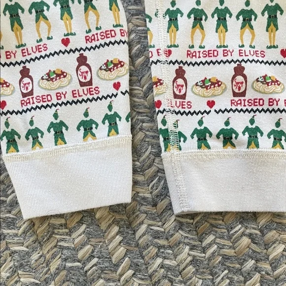 Hanna Andersson Elf pajama set - size 6-7 - Picture 11 of 12